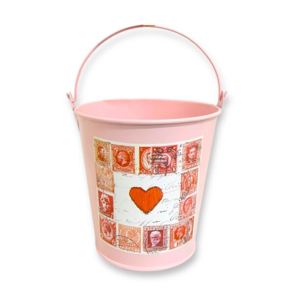 Balde metal corazón